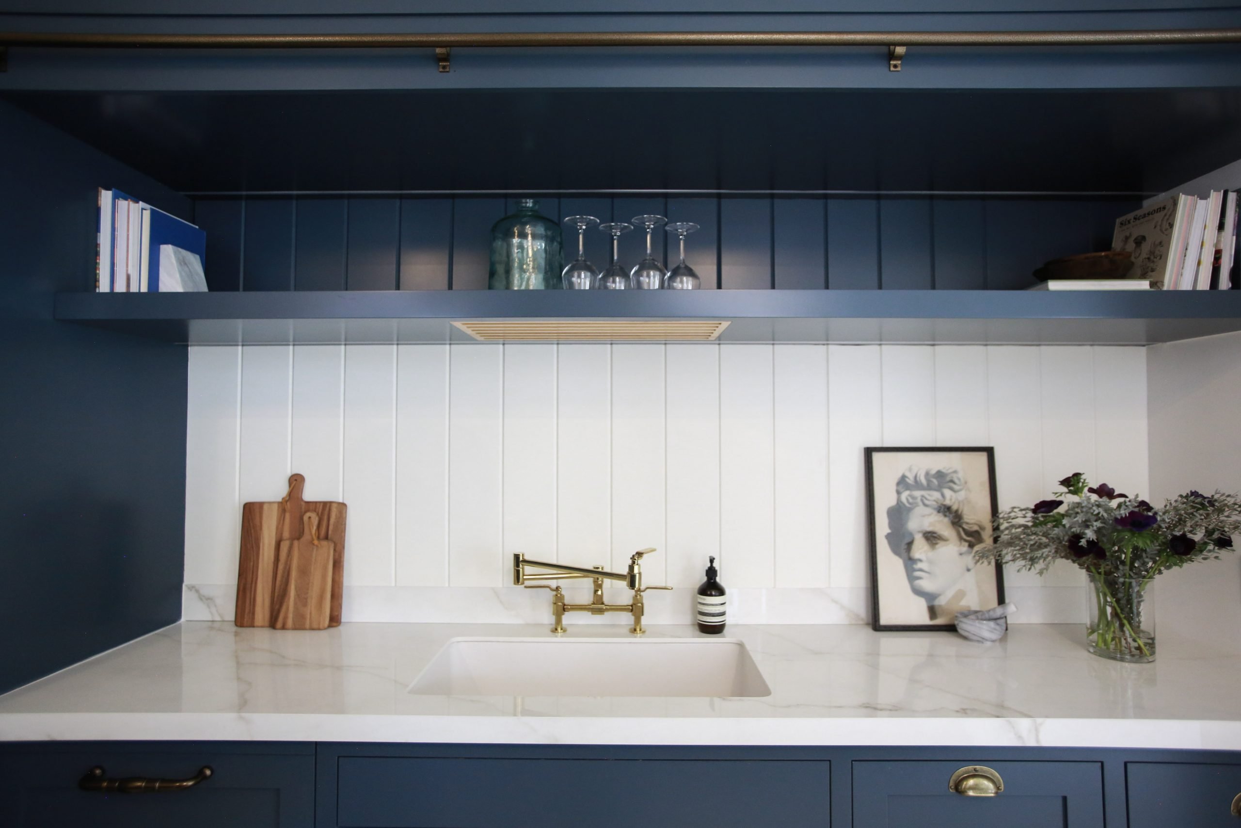 Porcelain Countertop Wet Bar